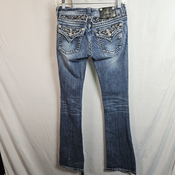 Miss Me slim bootcut embroidered bling jeans size 25 - Picture 1 of 14